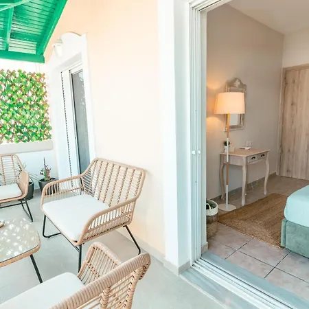 The Krazy Kactus - Kos Apartament *