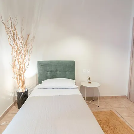 The Krazy Kactus - Kos Ampavris